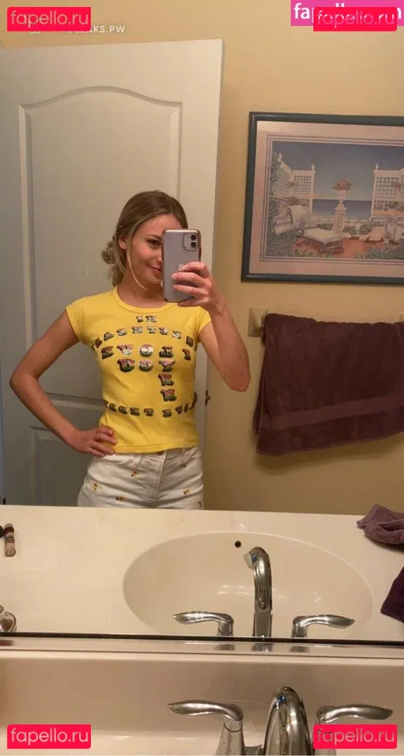 Tarah Kayne Onlyfans Photo Gallery 