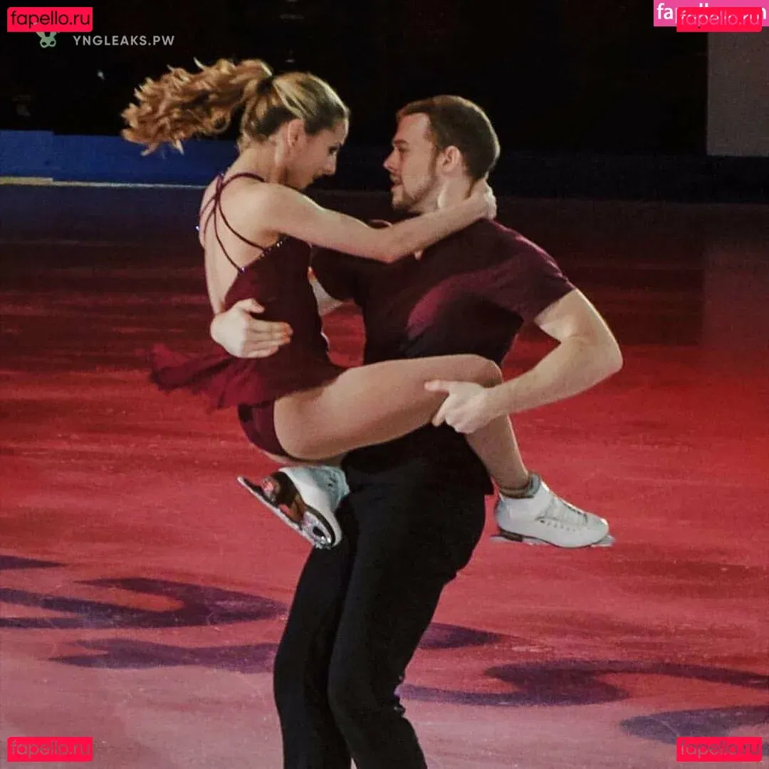 Tarah Kayne Onlyfans Photo Gallery 