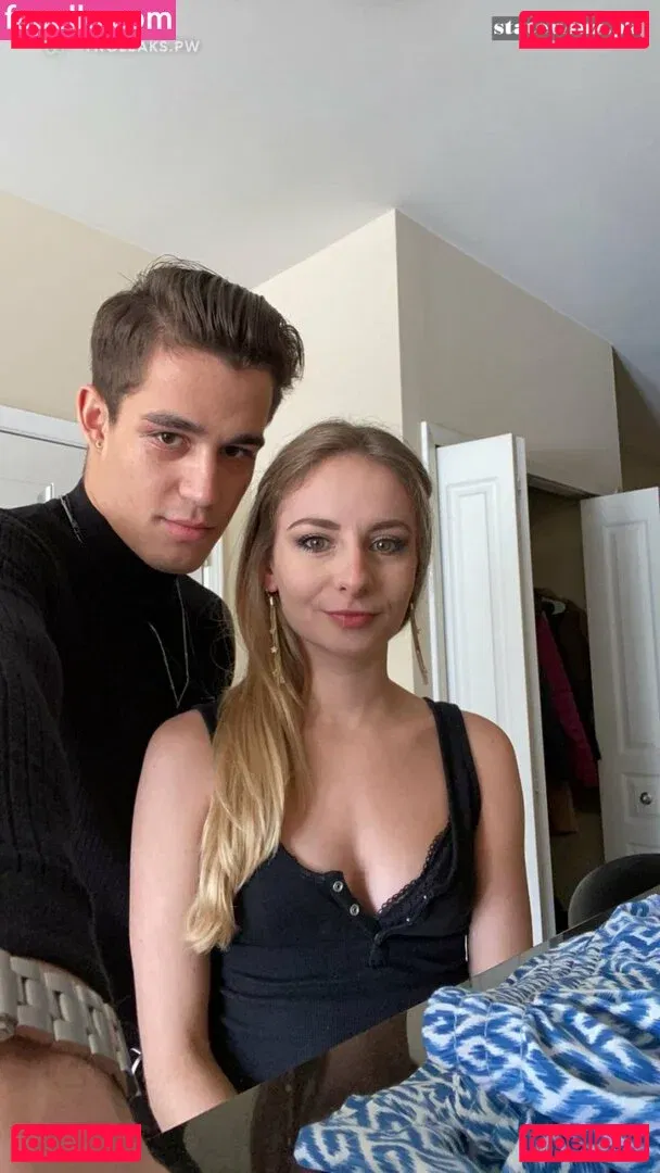 Tarah Kayne Onlyfans Photo Gallery 