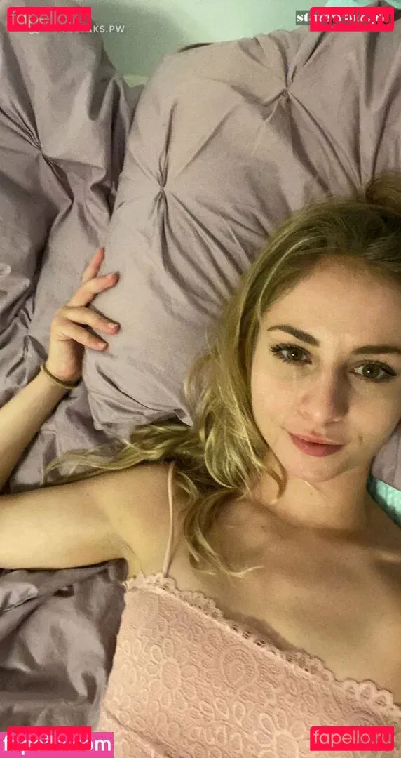 Tarah Kayne Onlyfans Photo Gallery 