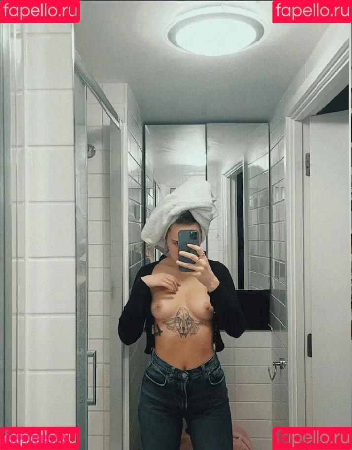 Polinarss Onlyfans Photo Gallery 