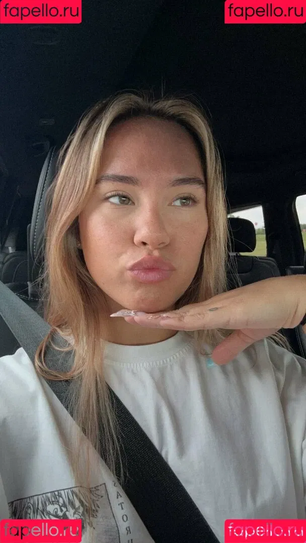 Alexia Steade Onlyfans Photo Gallery 