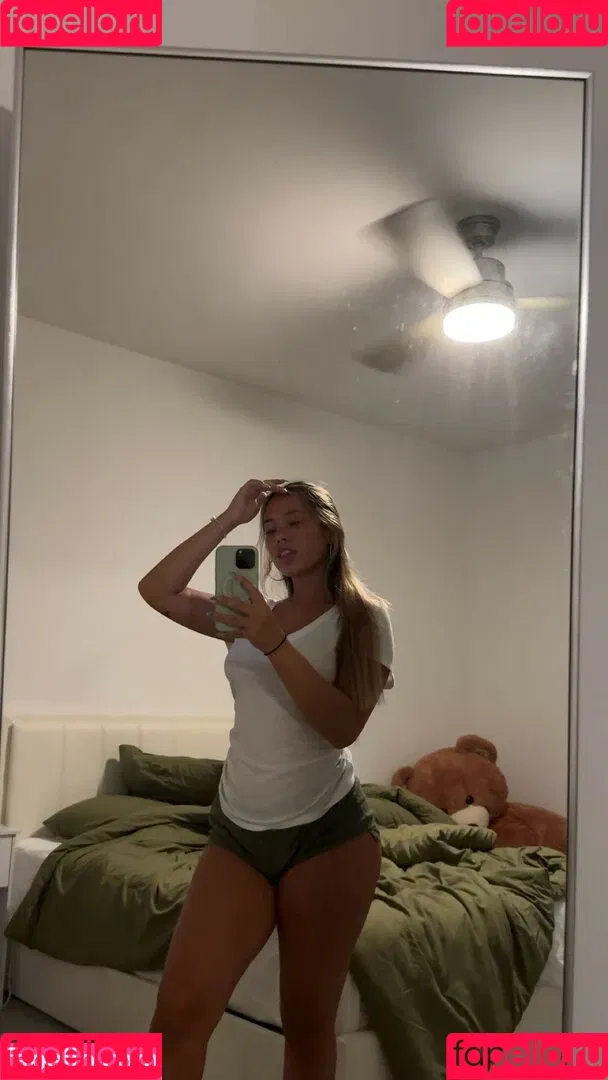 Alexia Steade Onlyfans Photo Gallery 