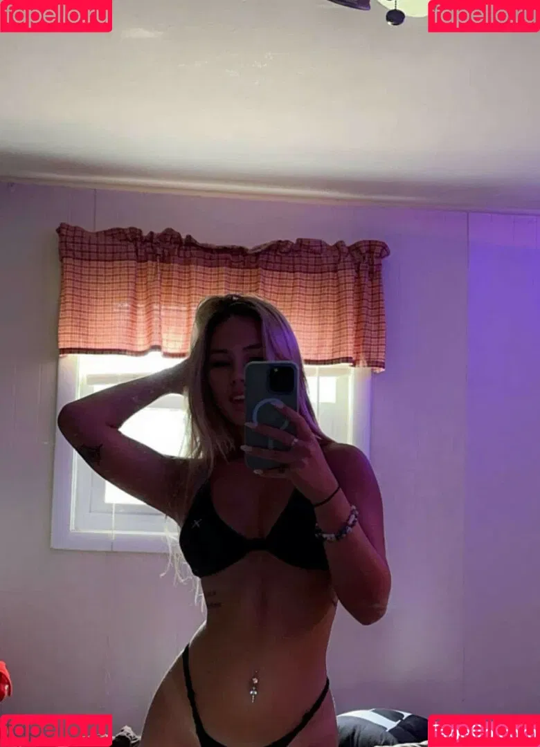 Alexia Steade Onlyfans Photo Gallery 