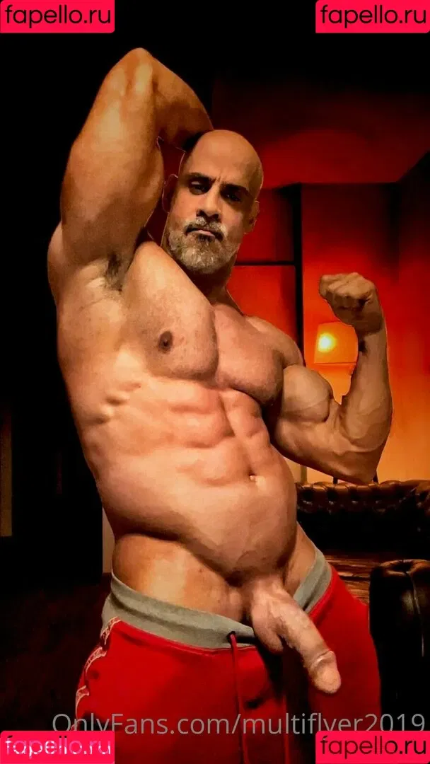 multiflyer2019 Onlyfans Photo Gallery 