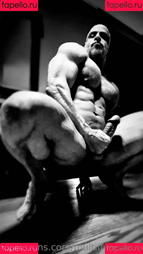 multiflyer2019 Onlyfans Photo Gallery 