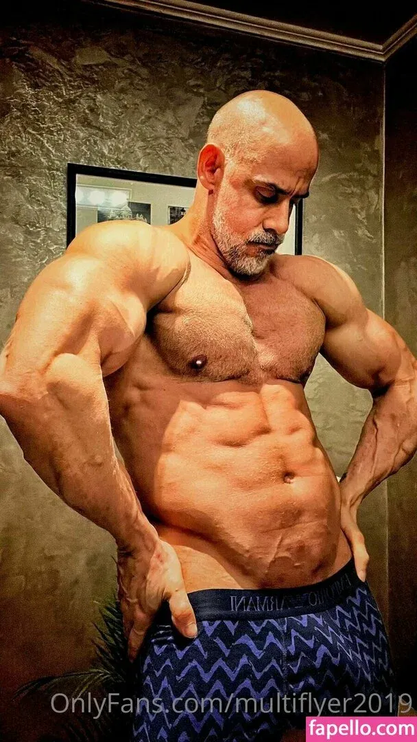 multiflyer2019 Onlyfans Photo Gallery 