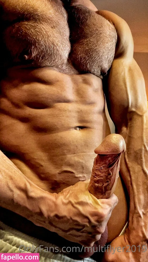 multiflyer2019 Onlyfans Photo Gallery 