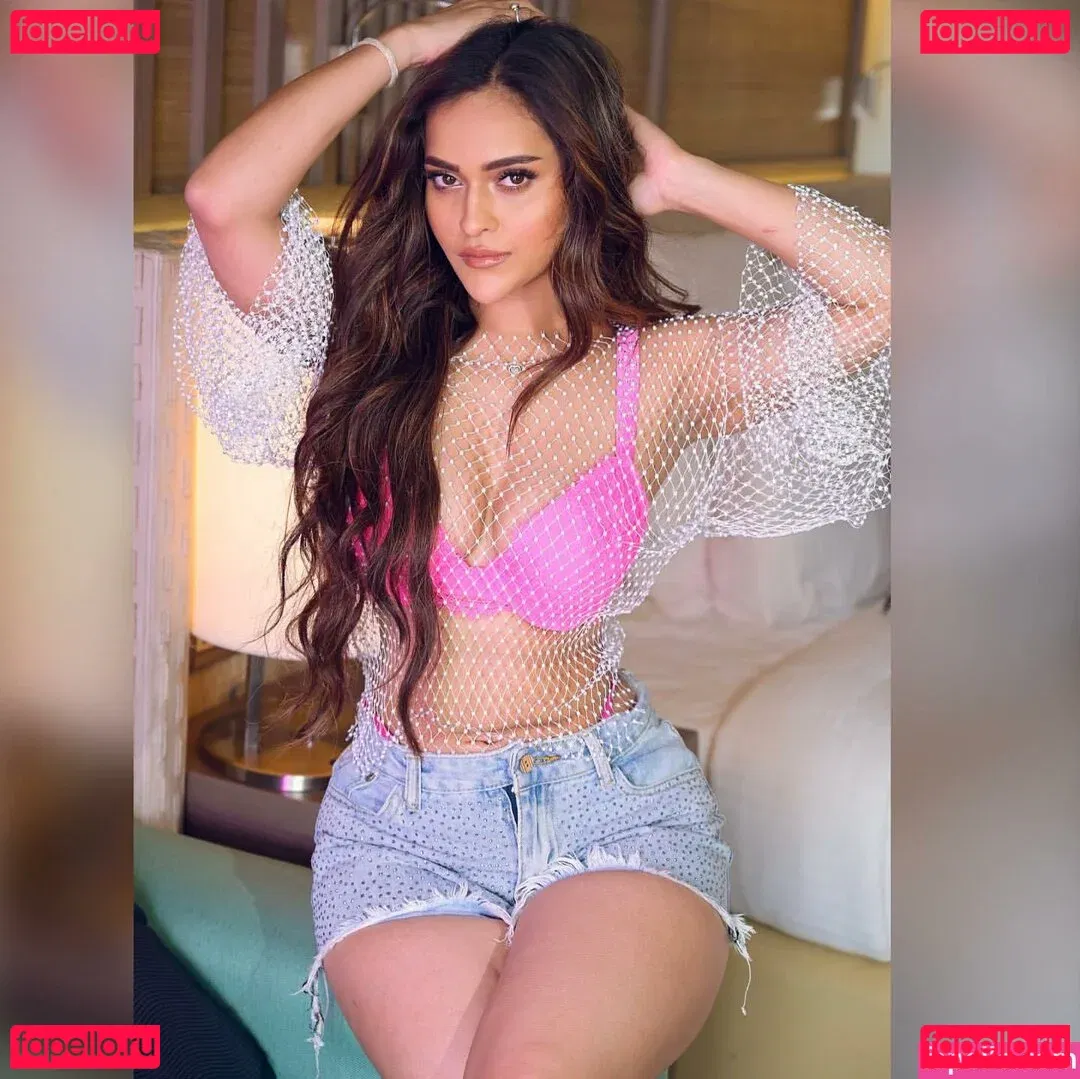 Prajakta Dusane Onlyfans Photo Gallery 