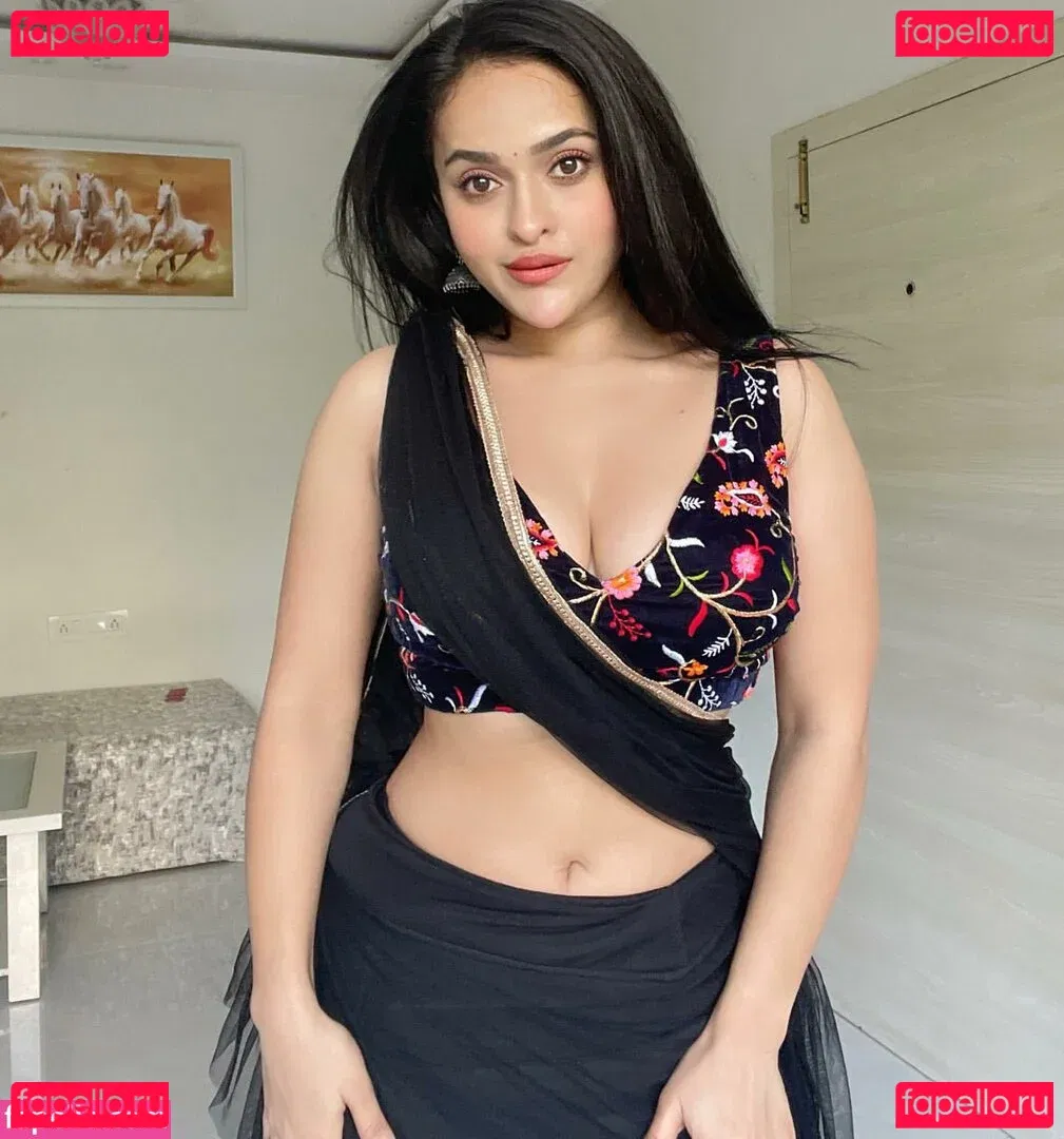 Prajakta Dusane Onlyfans Photo Gallery 