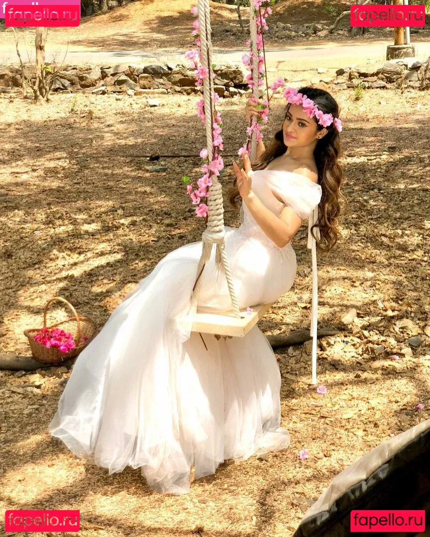 Prajakta Dusane Onlyfans Photo Gallery 