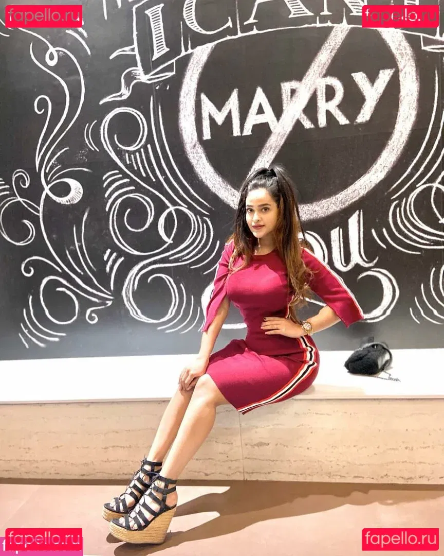 Prajakta Dusane Onlyfans Photo Gallery 