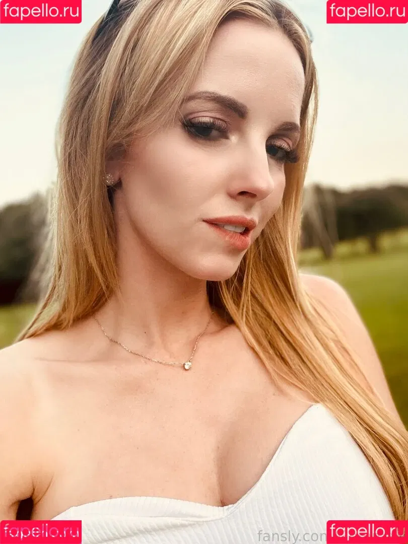 GemmaH Onlyfans Photo Gallery 