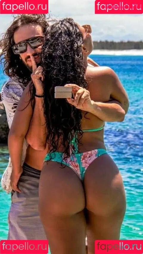 Gabi Anuel Onlyfans Photo Gallery 
