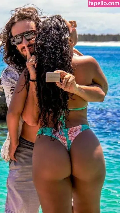 Gabi Anuel Onlyfans Photo Gallery 