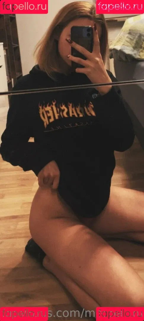 melina_love69 Onlyfans Photo Gallery 