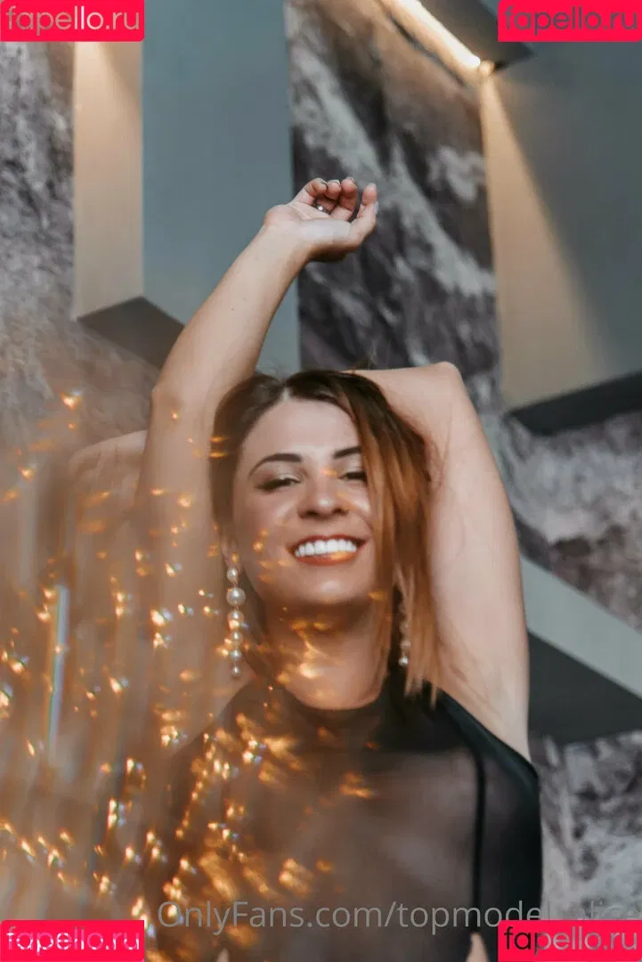 topmodel_alice Onlyfans Photo Gallery 