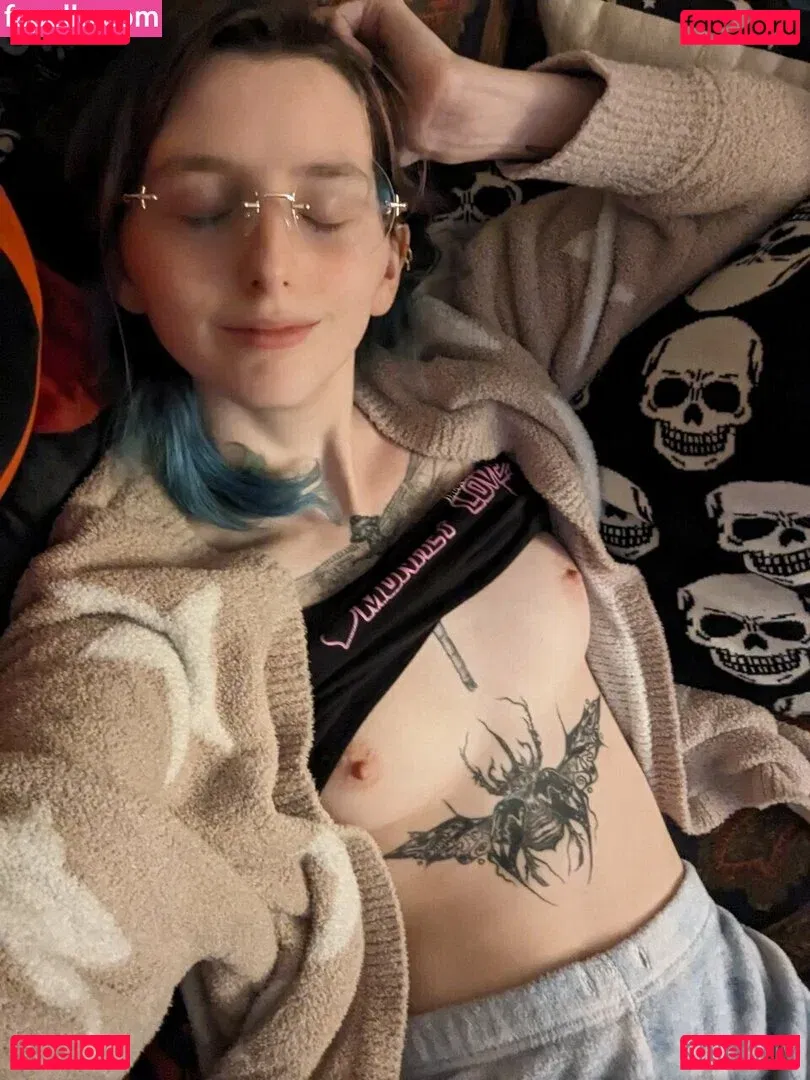 edgykittykat Onlyfans Photo Gallery 