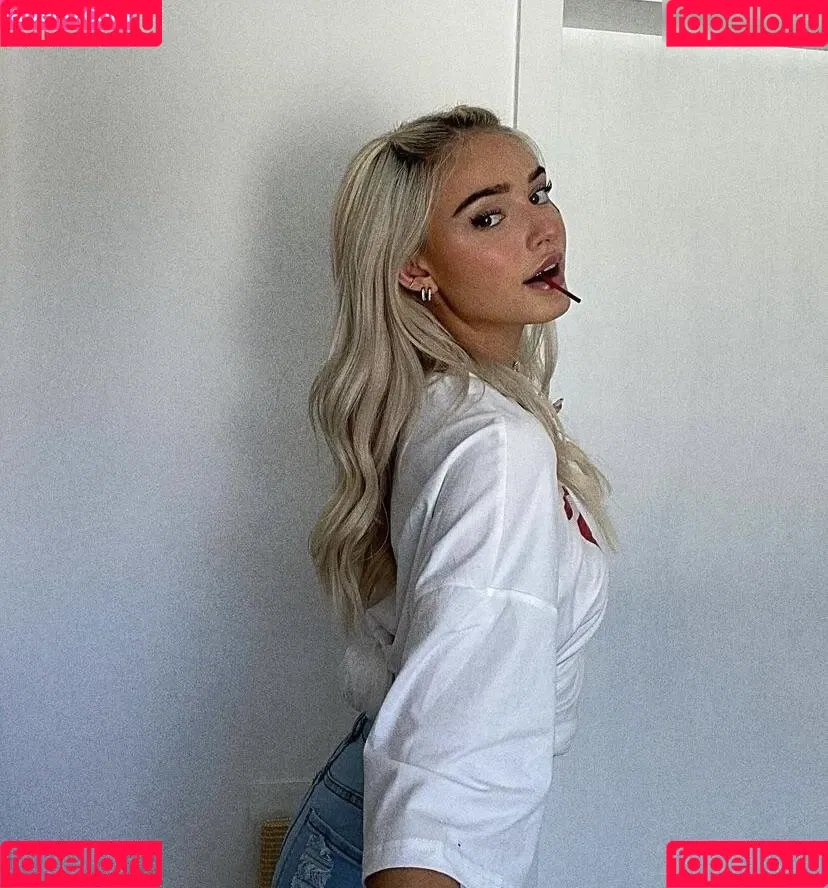HoneyPuu Onlyfans Photo Gallery 