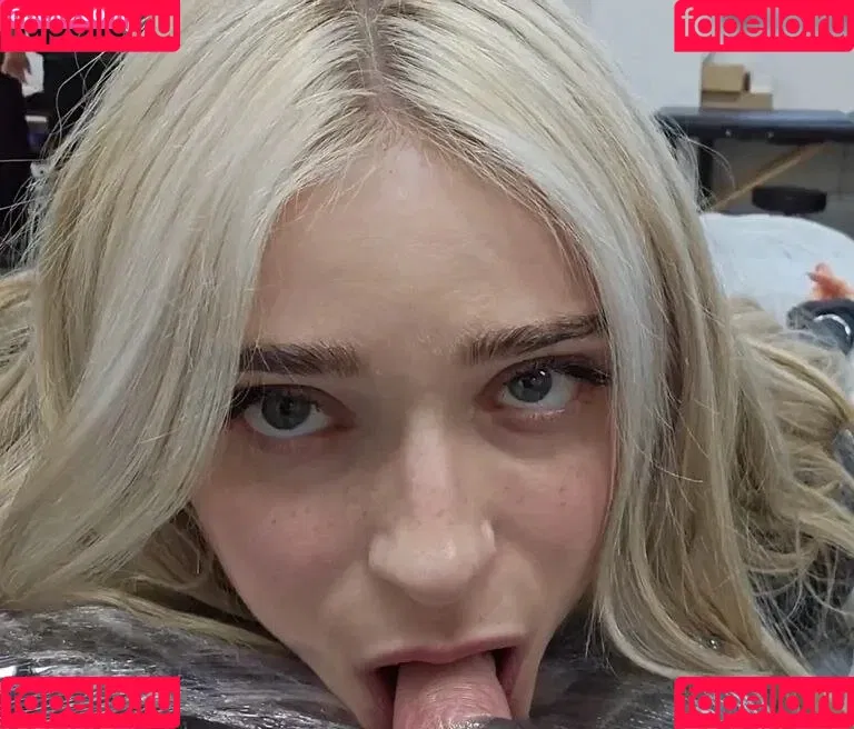 HoneyPuu Onlyfans Photo Gallery 
