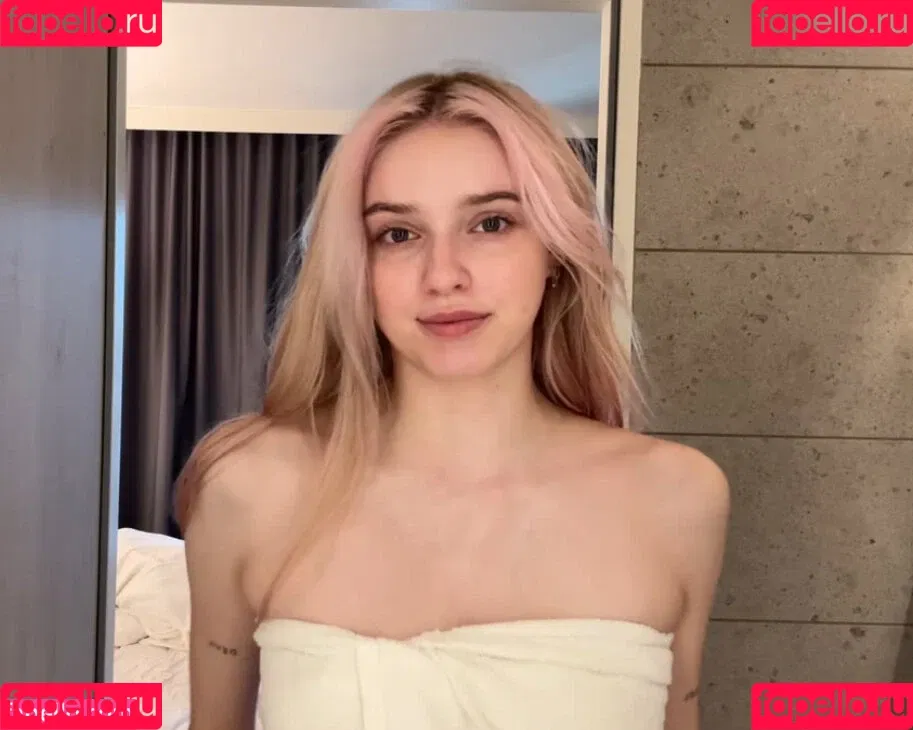 HoneyPuu Onlyfans Photo Gallery 