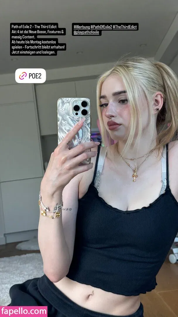 HoneyPuu Onlyfans Photo Gallery 