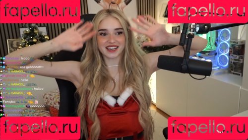 HoneyPuu Onlyfans Photo Gallery 