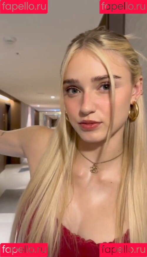 HoneyPuu Onlyfans Photo Gallery 