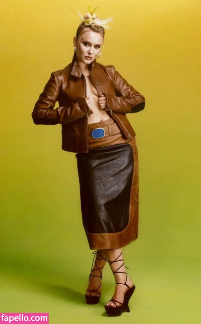 zoraya.v Onlyfans Photo Gallery 