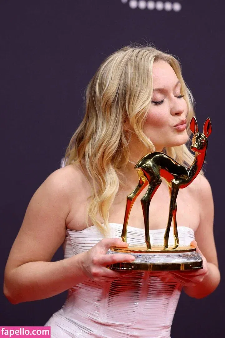 zoraya.v Onlyfans Photo Gallery 