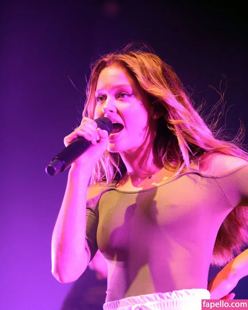 zoraya.v Onlyfans Photo Gallery 