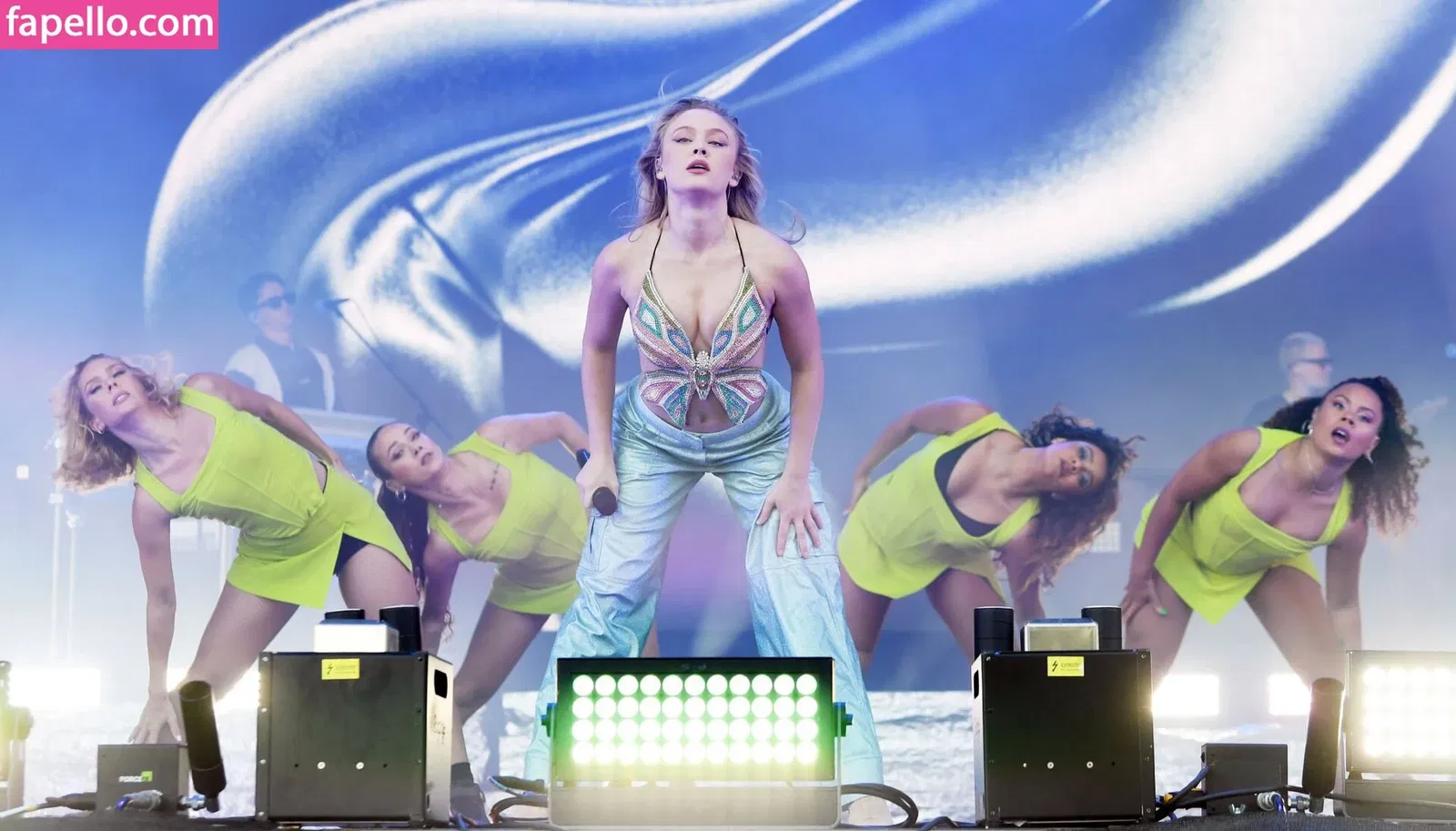 zoraya.v Onlyfans Photo Gallery 