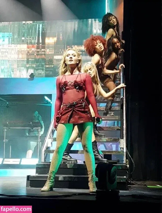 zoraya.v Onlyfans Photo Gallery 