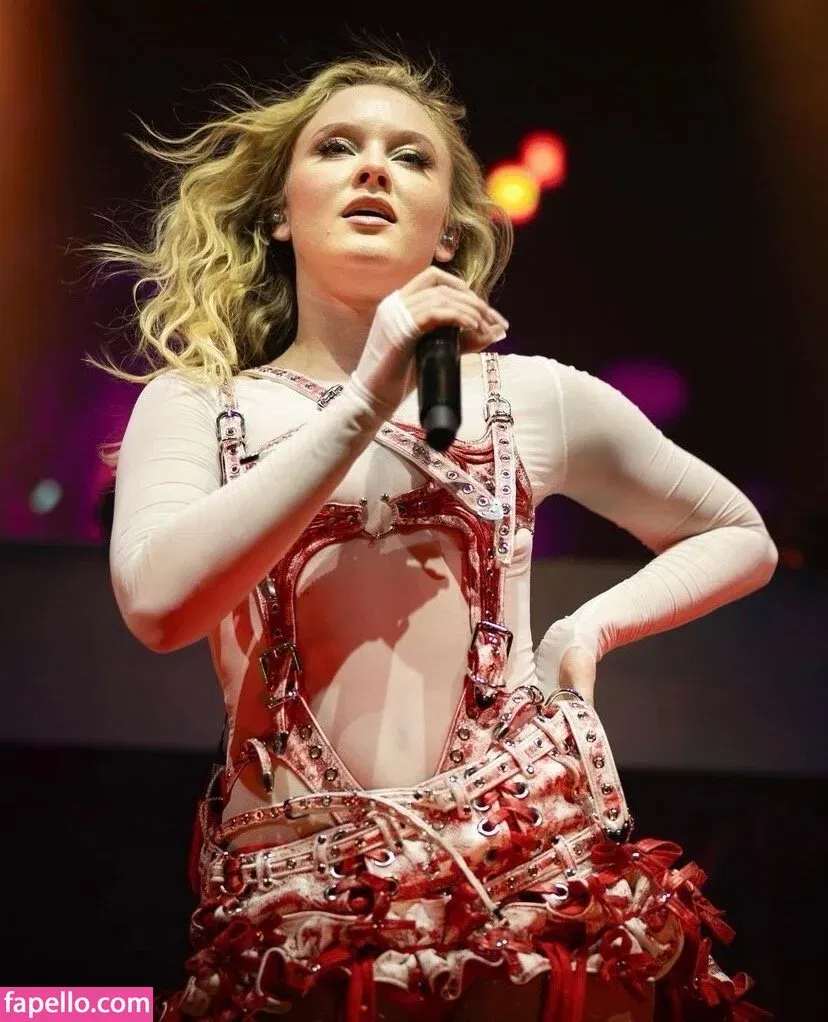 zoraya.v Onlyfans Photo Gallery 