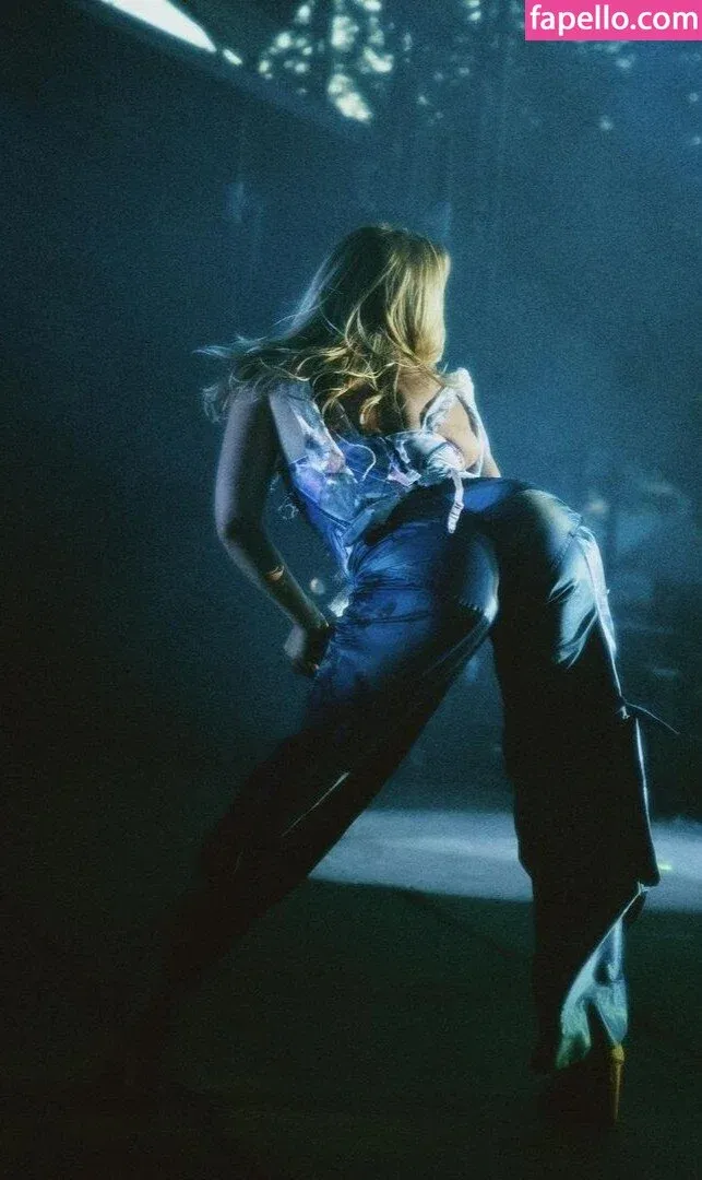 zoraya.v Onlyfans Photo Gallery 