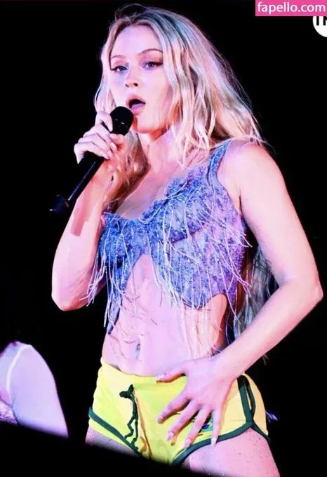 zoraya.v Onlyfans Photo Gallery 