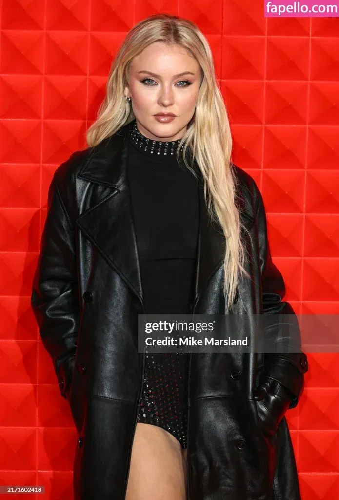 zoraya.v Onlyfans Photo Gallery 