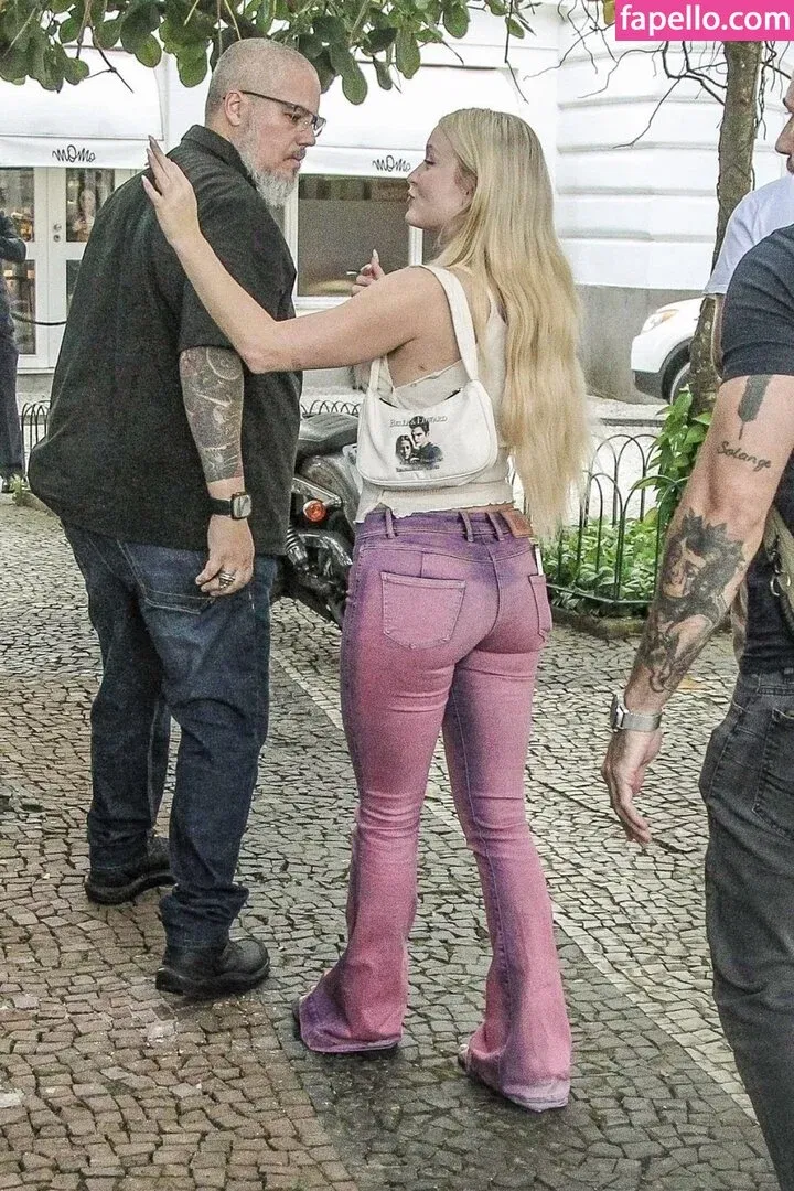 zoraya.v Onlyfans Photo Gallery 