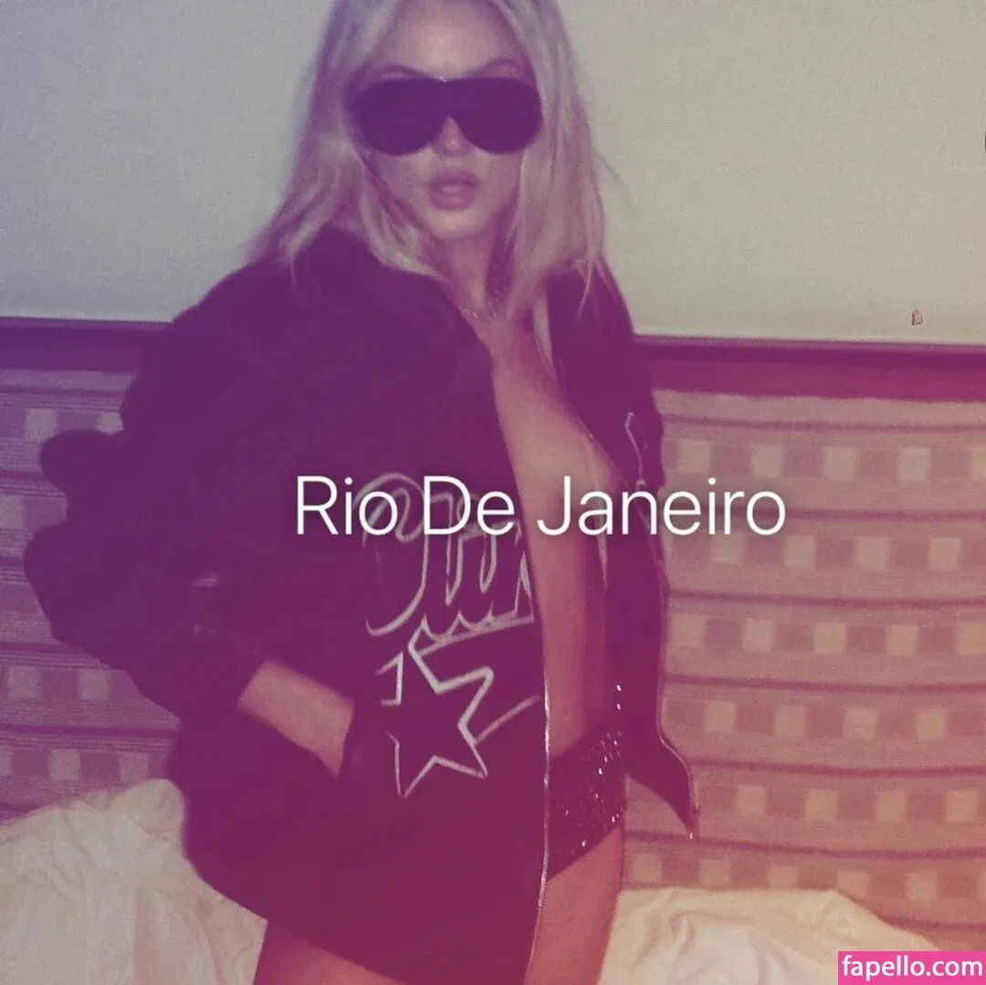 zoraya.v Onlyfans Photo Gallery 