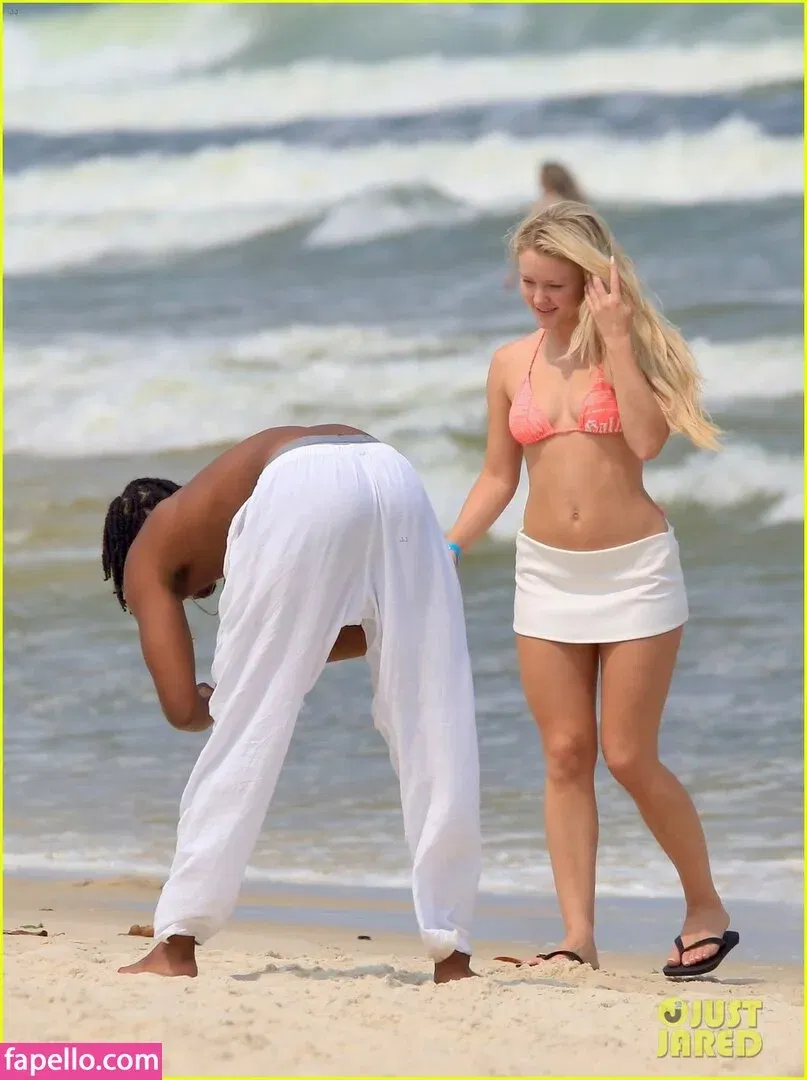 zoraya.v Onlyfans Photo Gallery 