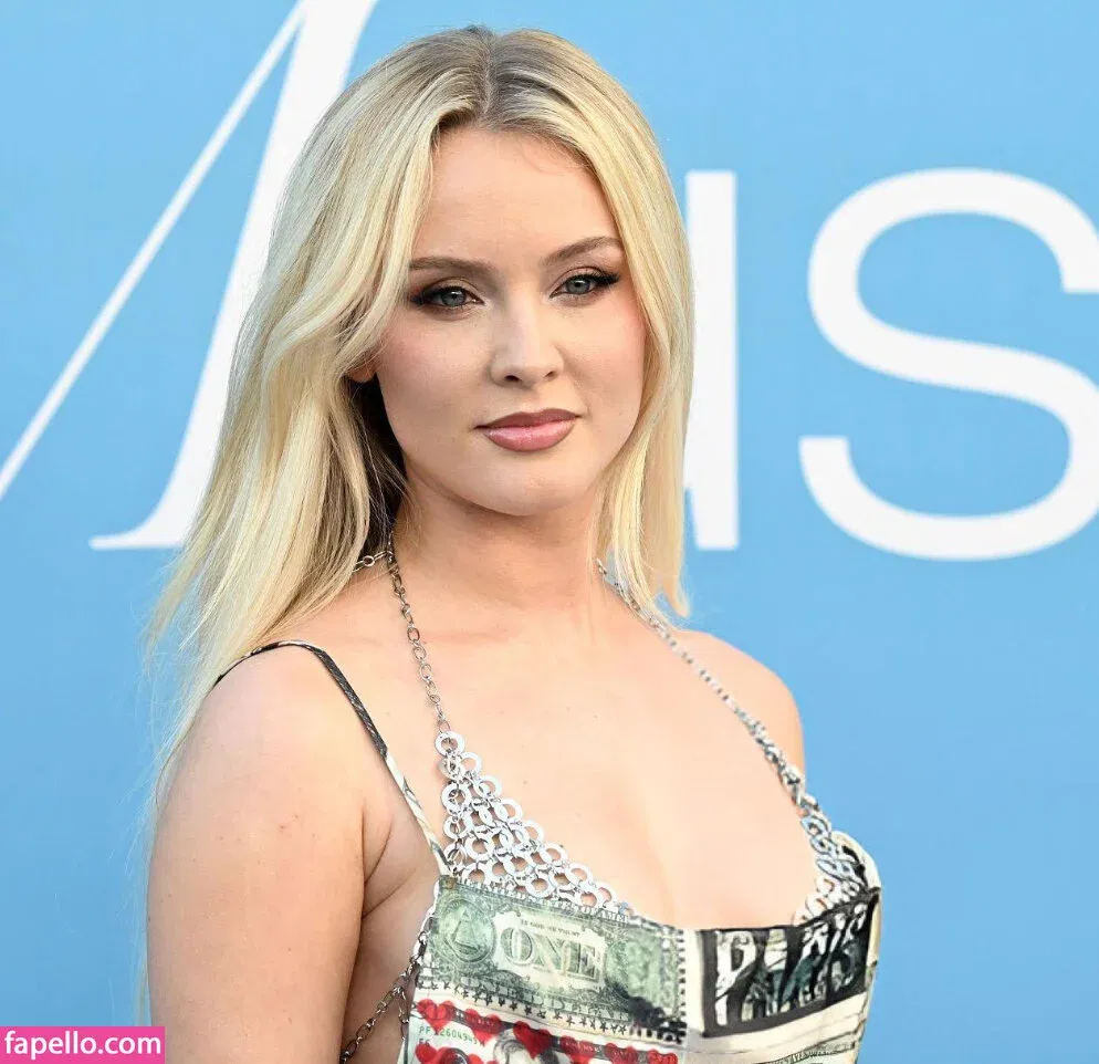 zoraya.v Onlyfans Photo Gallery 