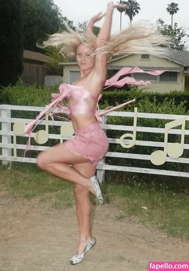 zoraya.v Onlyfans Photo Gallery 