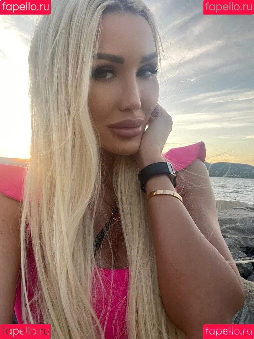 Patty Michova Onlyfans Photo Gallery 
