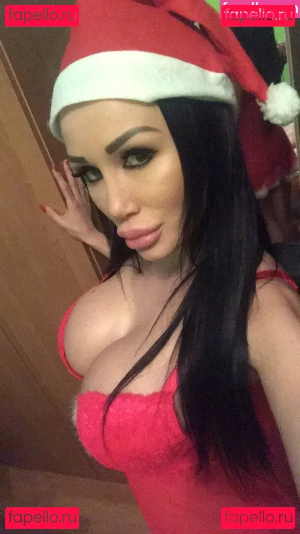 Patty Michova Onlyfans Photo Gallery 