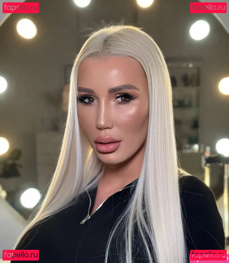 Patty Michova Onlyfans Photo Gallery 