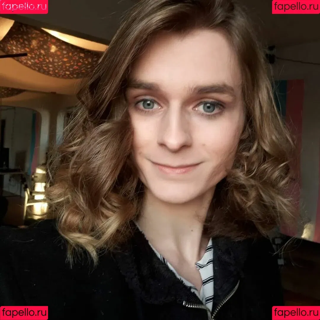 Sylvia Switch Onlyfans Photo Gallery 
