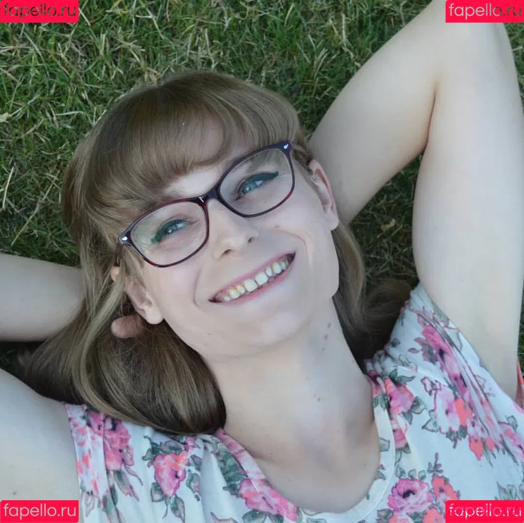 Sylvia Switch Onlyfans Photo Gallery 