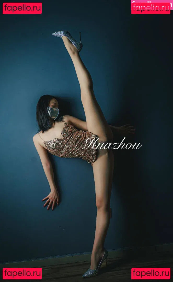 huazhou111 Onlyfans Photo Gallery 