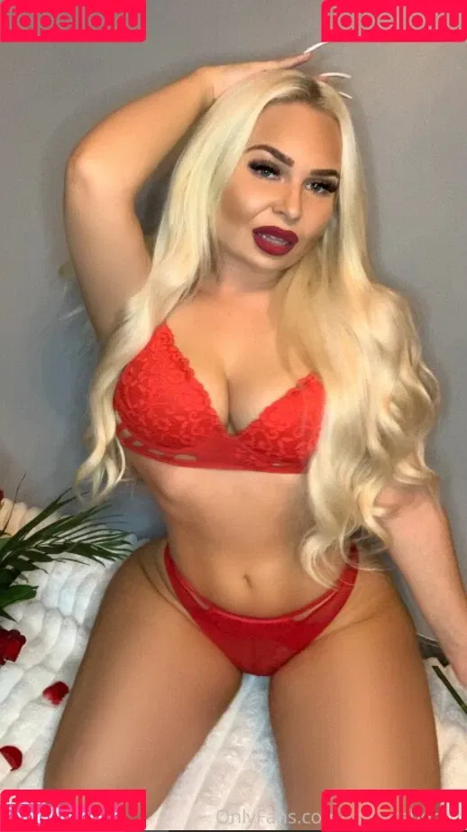 Tamaravonostrowski Onlyfans Photo Gallery 