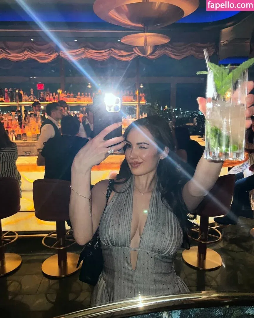 sunni.free Onlyfans Photo Gallery 